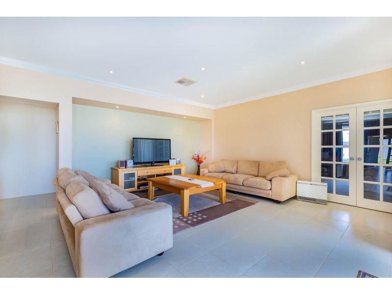 46 Leander Street, Falcon WA 6210