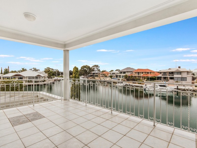 11 Reverie Mews, Halls Head WA 6210