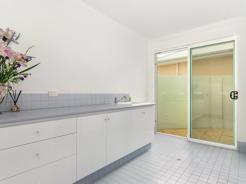 11 Reverie Mews, Halls Head WA 6210