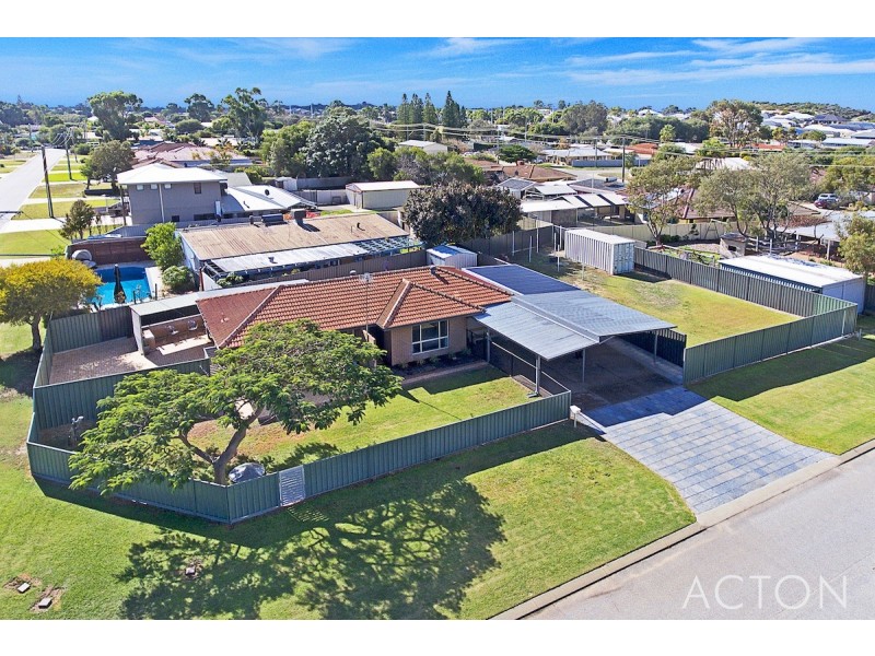 4 Dutton Way, Singleton WA 6175