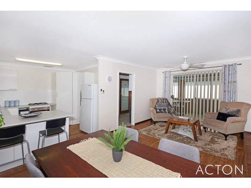 4 Dutton Way, Singleton WA 6175