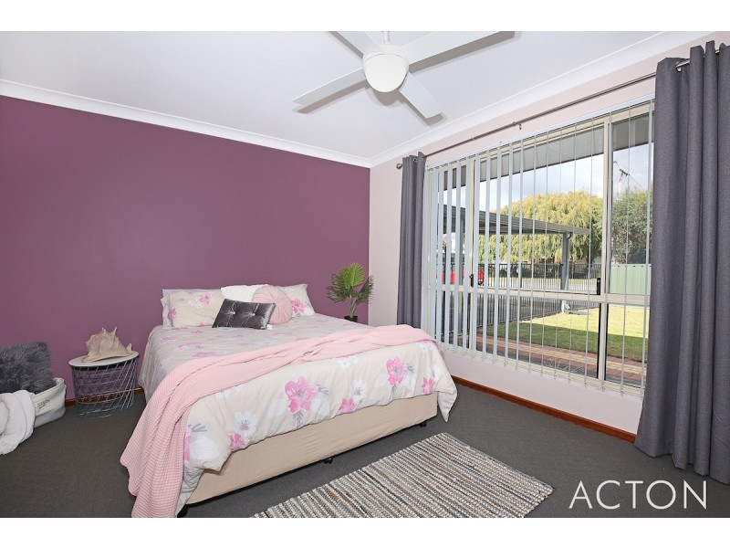 4 Dutton Way, Singleton WA 6175