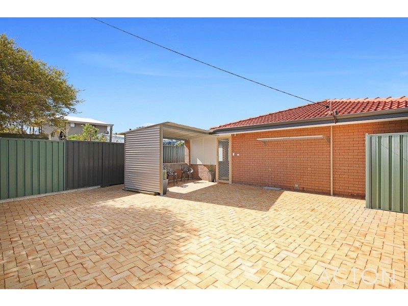 4 Dutton Way, Singleton WA 6175