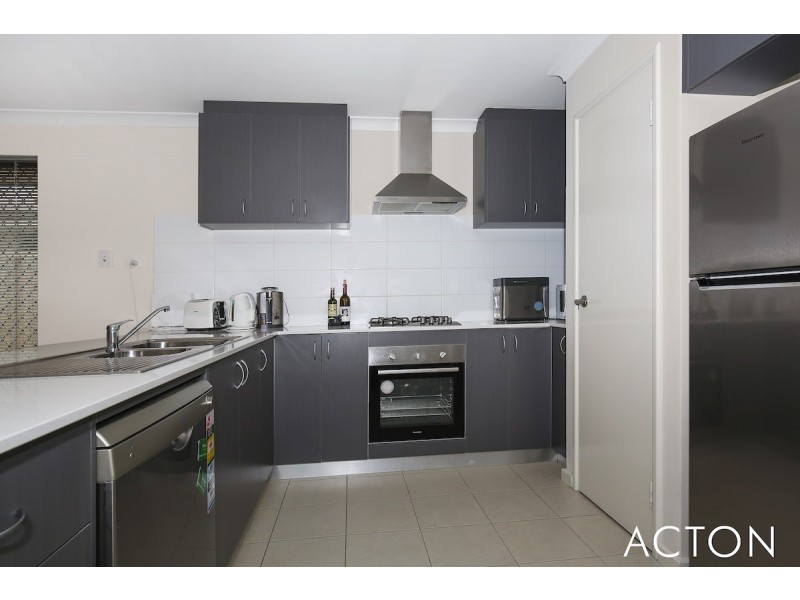 310 Peelwood Parade, Halls Head WA 6210