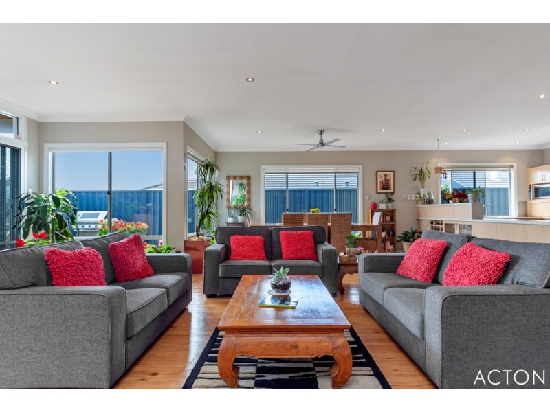 10 Gratitude Way, Dawesville WA 6211