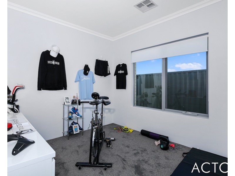 99 Weewar Circuit, South Yunderup WA 6208