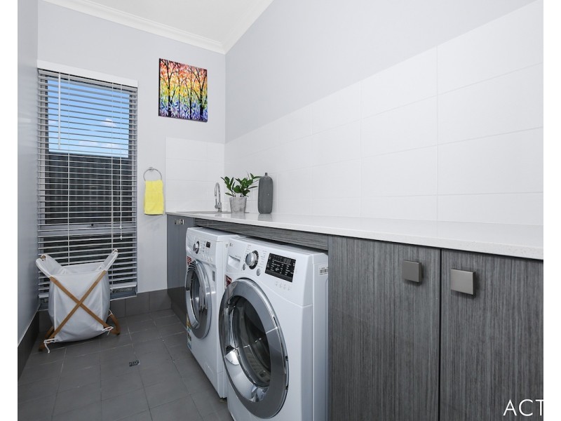 99 Weewar Circuit, South Yunderup WA 6208