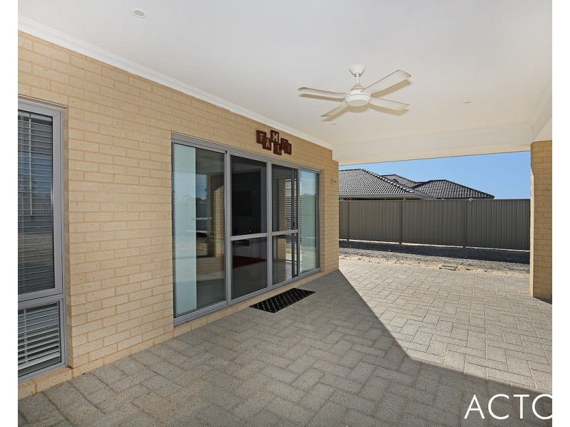 99 Weewar Circuit, South Yunderup WA 6208