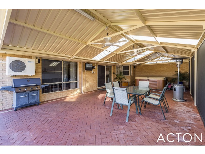8 Blossom Place, Coodanup WA 6210