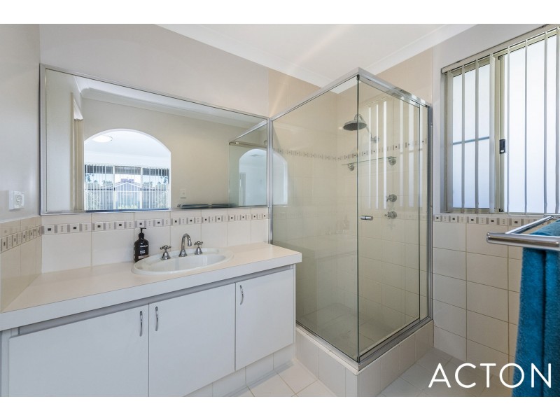 8 Blossom Place, Coodanup WA 6210