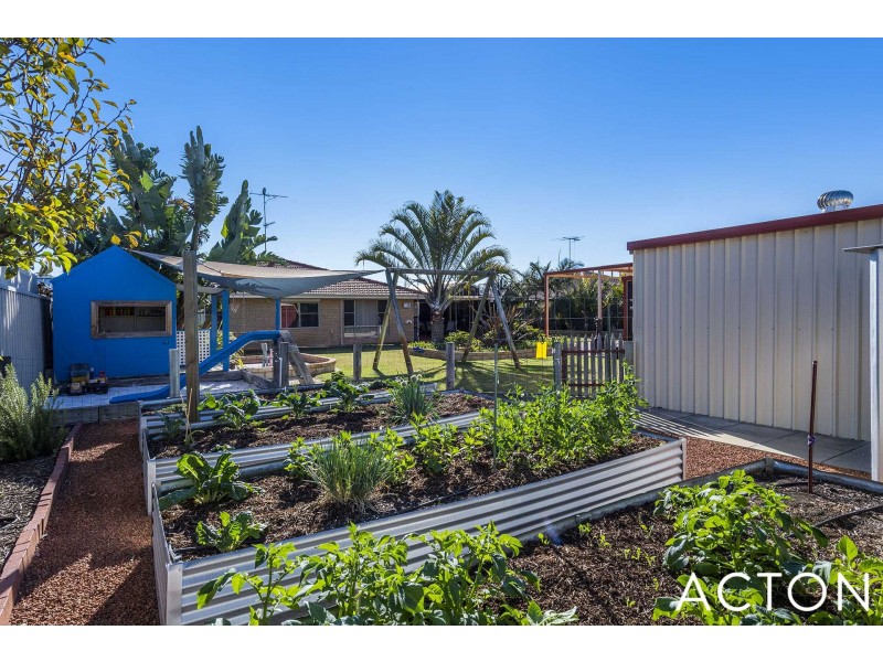 8 Blossom Place, Coodanup WA 6210