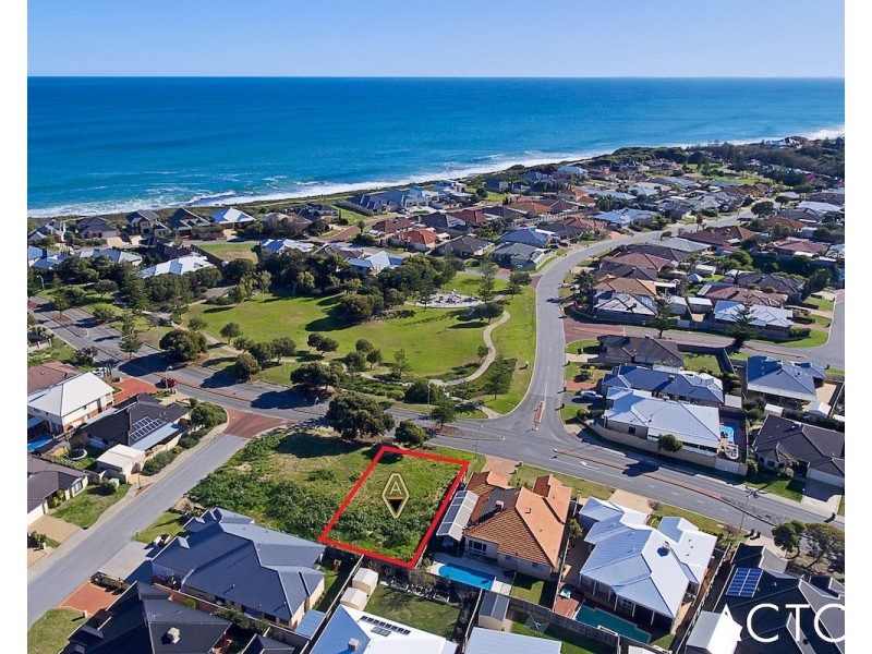 26 Boardwalk Blvd, Halls Head WA 6210