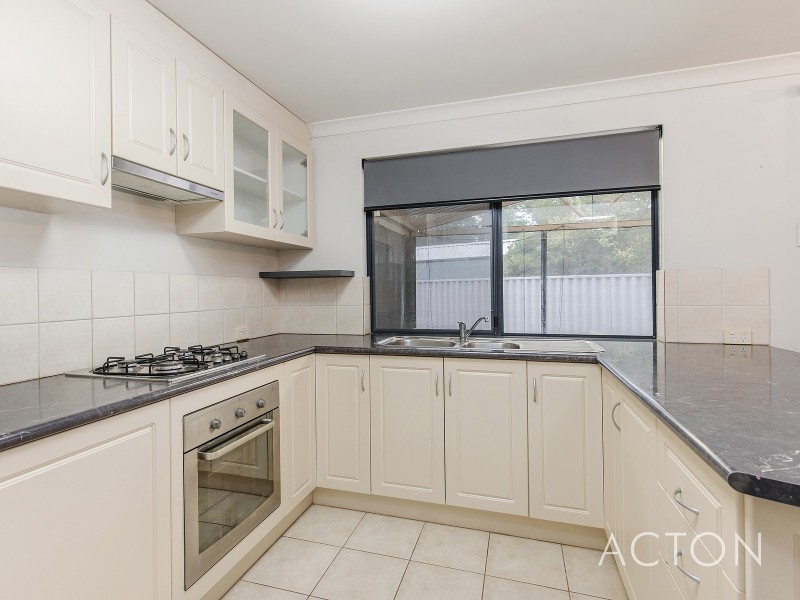 14/70 Waldron Boulevard, Greenfields WA 6210
