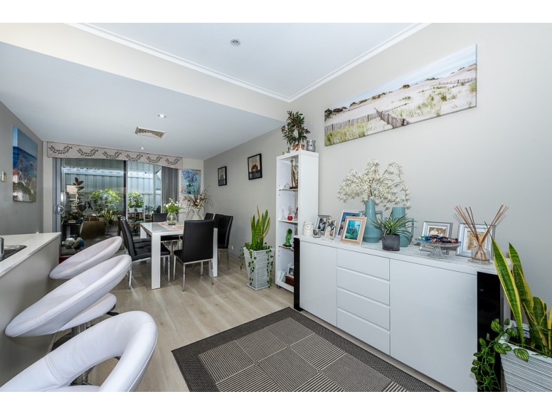 35 Middleton Loop, Meadow Springs WA 6210