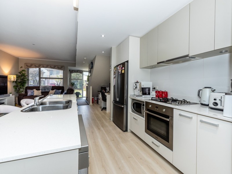 35 Middleton Loop, Meadow Springs WA 6210