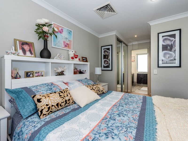 35 Middleton Loop, Meadow Springs WA 6210