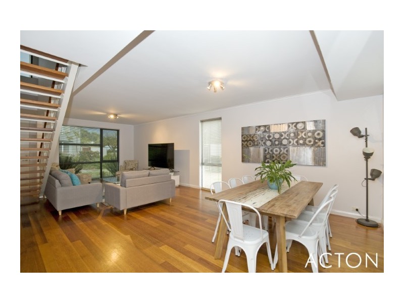 6 Arcot Court, Meadow Springs WA 6210