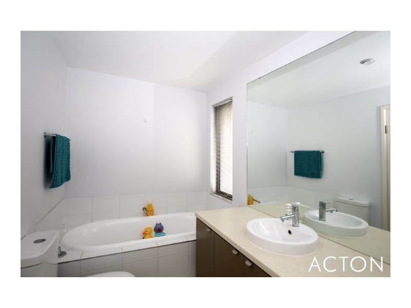 6 Arcot Court, Meadow Springs WA 6210