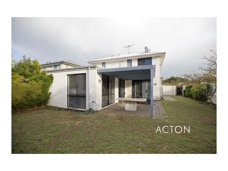 6 Arcot Court, Meadow Springs WA 6210