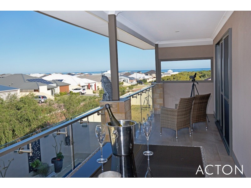 6 Hawley Way, Madora Bay WA 6210