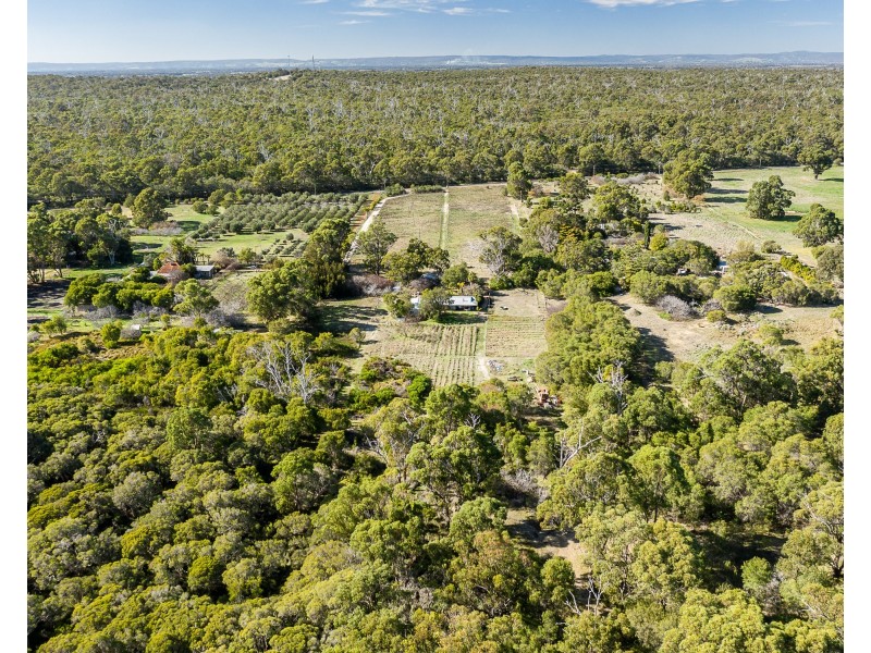 286 Newnham Road, Lake Clifton WA 6215