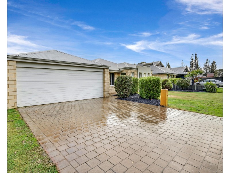 42 Lukin Loop, Pinjarra WA 6208
