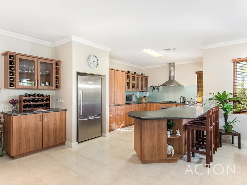 7 Britawast Road, Madora Bay WA 6210