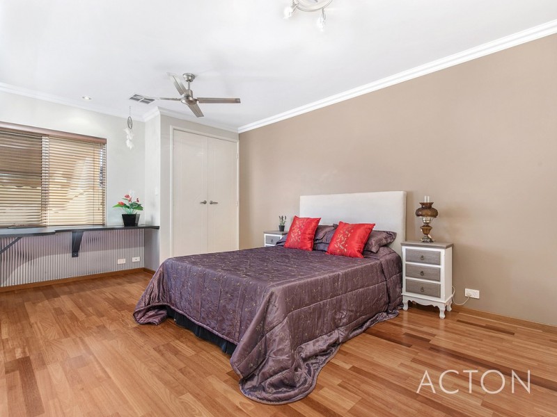 7 Britawast Road, Madora Bay WA 6210