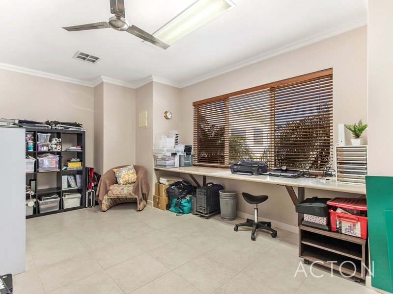 7 Britawast Road, Madora Bay WA 6210