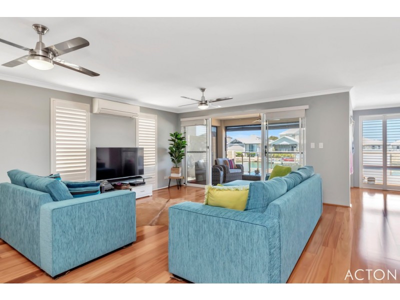 17 Arcadia Close, Dudley Park WA 6210