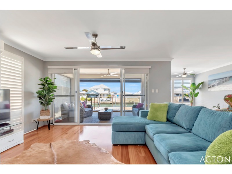 17 Arcadia Close, Dudley Park WA 6210