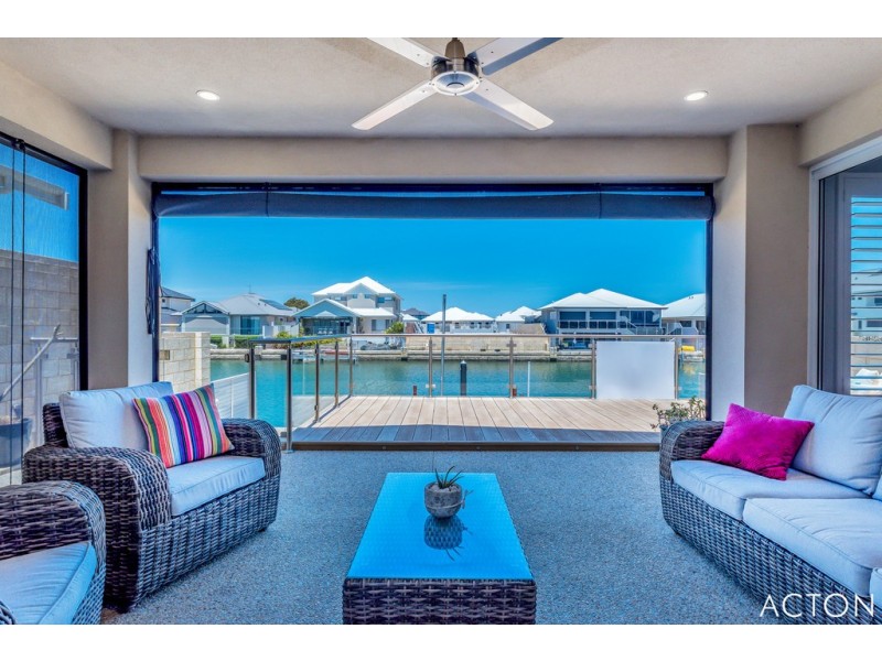 17 Arcadia Close, Dudley Park WA 6210