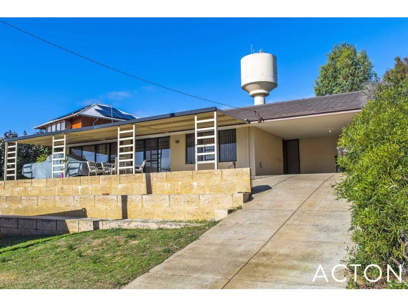 81A Leighton Road, Halls Head WA 6210