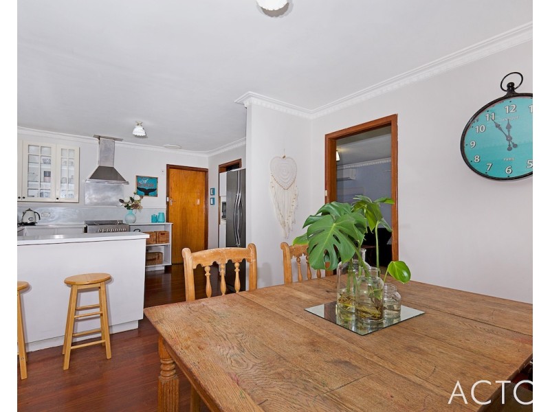 8 Yallan Street, Mandurah WA 6210