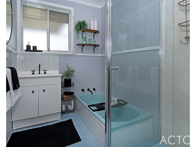 8 Yallan Street, Mandurah WA 6210