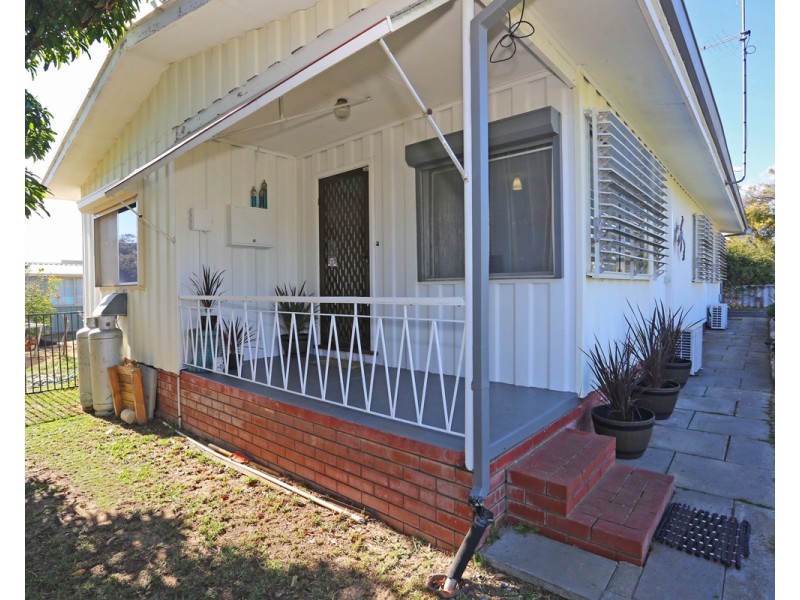 8 Yallan Street, Mandurah WA 6210