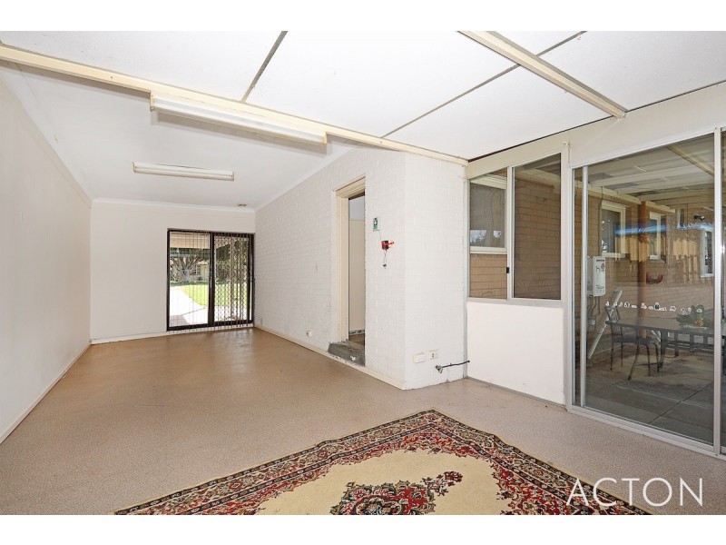 2 Reserve Drive, Mandurah WA 6210