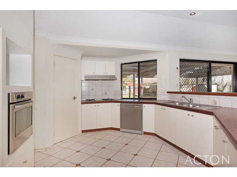 13 Aclare Road, Barragup WA 6209