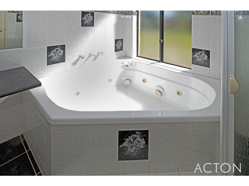 13 Aclare Road, Barragup WA 6209