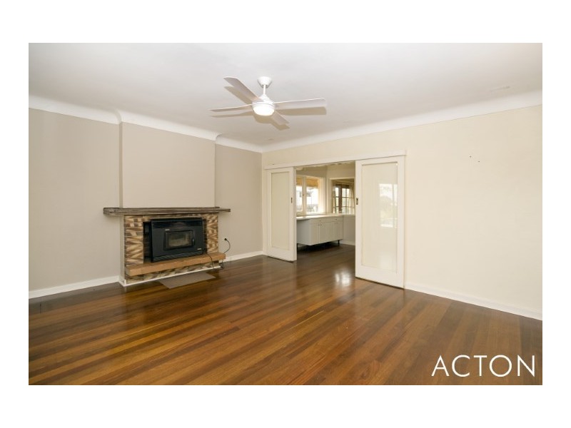15 Shayne Street, Halls Head WA 6210