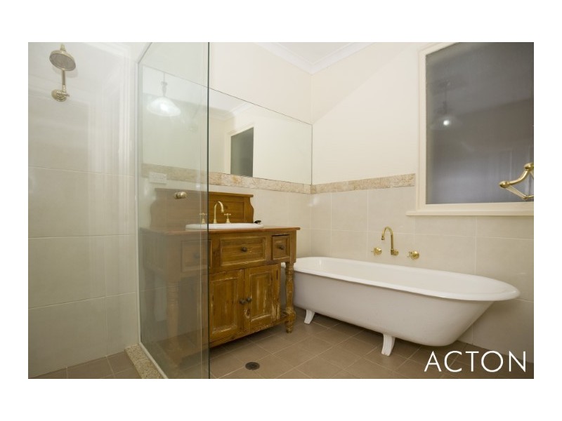 15 Shayne Street, Halls Head WA 6210