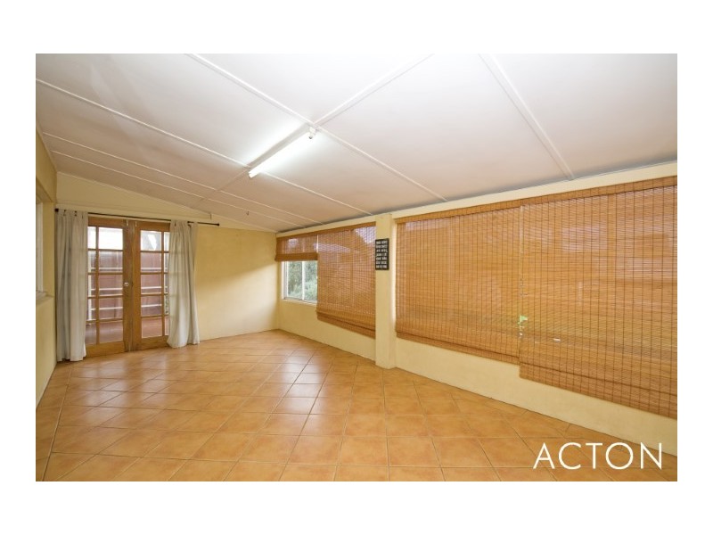 15 Shayne Street, Halls Head WA 6210