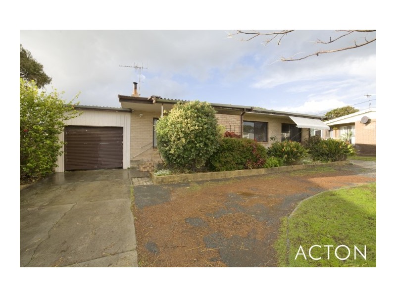 15 Shayne Street, Halls Head WA 6210