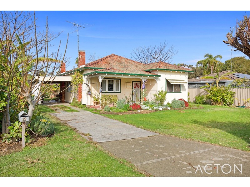 19 Hall Street, Mandurah WA 6210