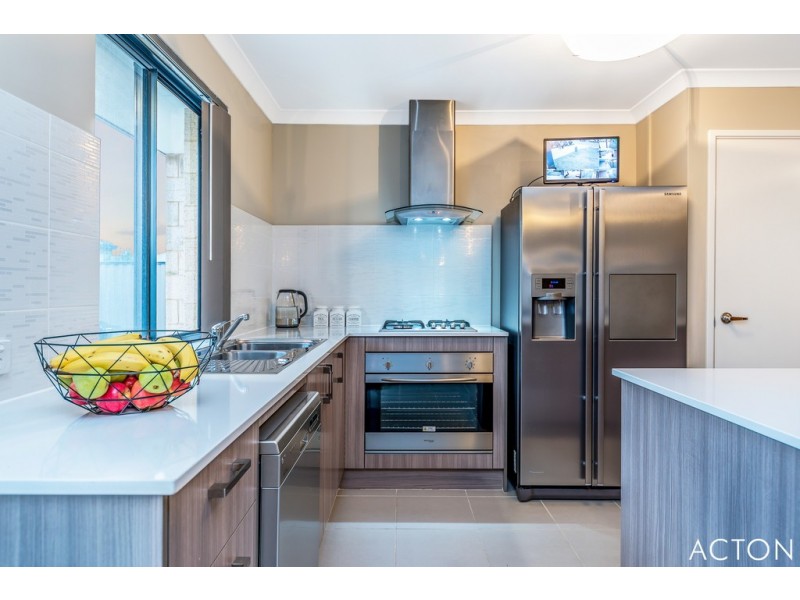 68 Bucker Street, Whitby WA 6123