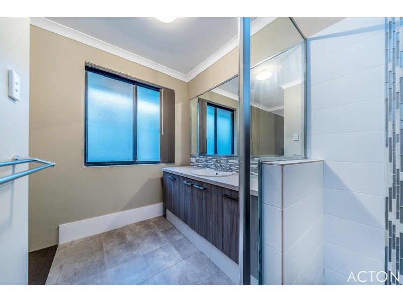 68 Bucker Street, Whitby WA 6123