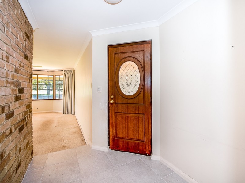 2/1 Glenroy Close, Halls Head WA 6210