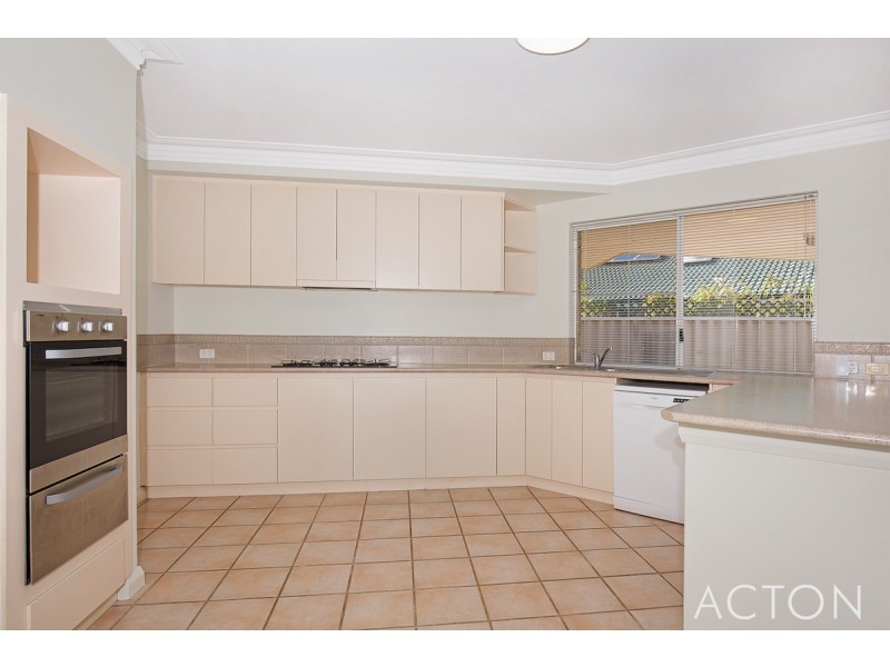 59 Ronsard Drive, San Remo WA 6210