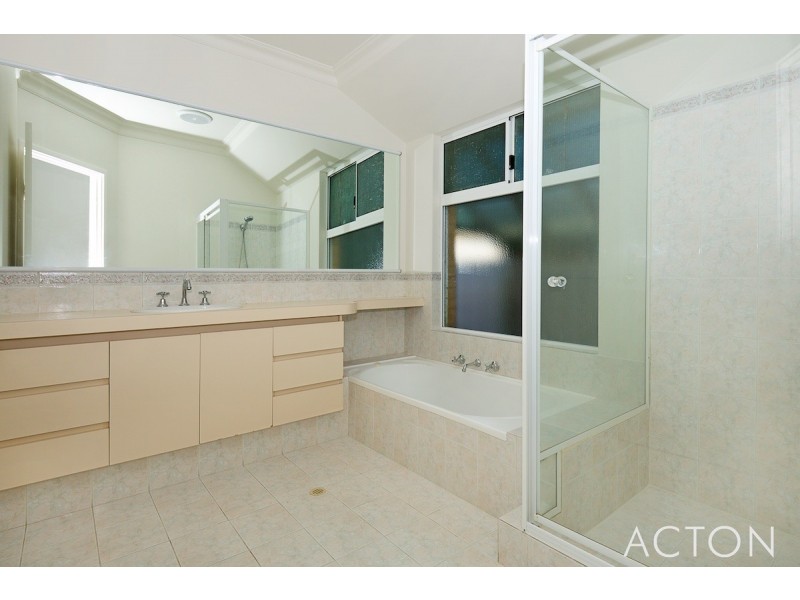 59 Ronsard Drive, San Remo WA 6210