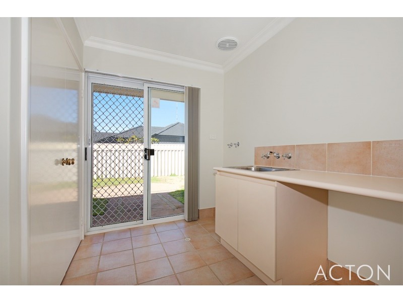 59 Ronsard Drive, San Remo WA 6210